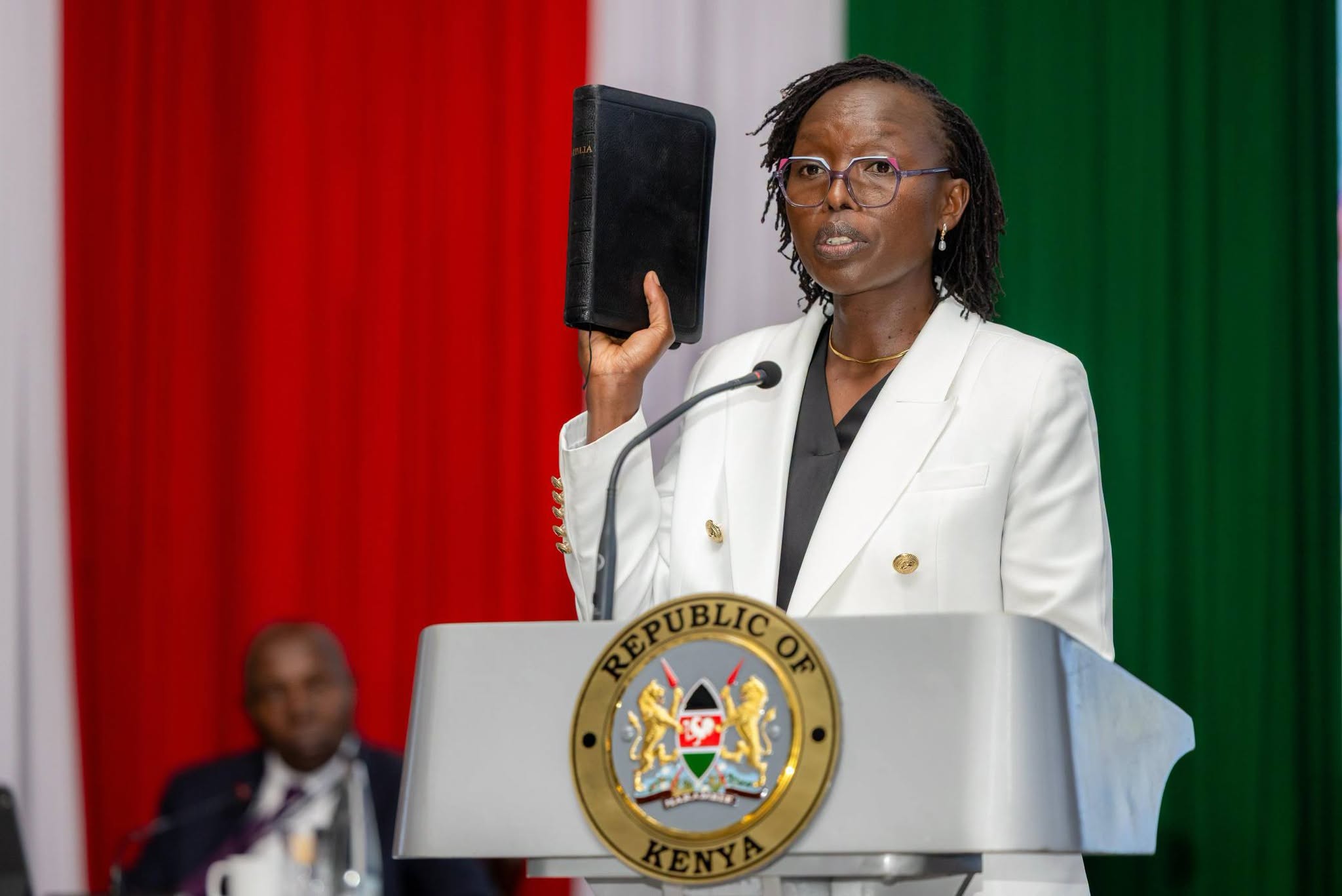 Evalyn Aruasa